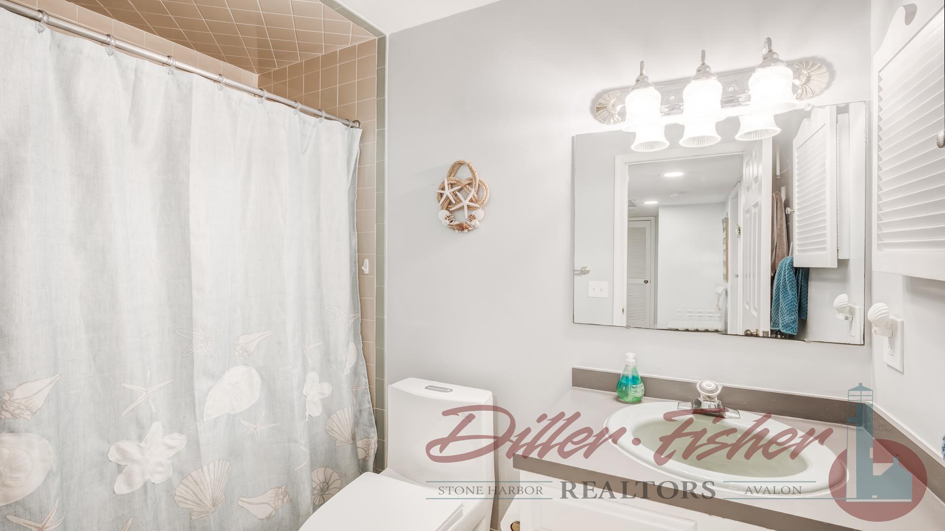 1719 Ocean Drive, Avalon (Mid-Island)