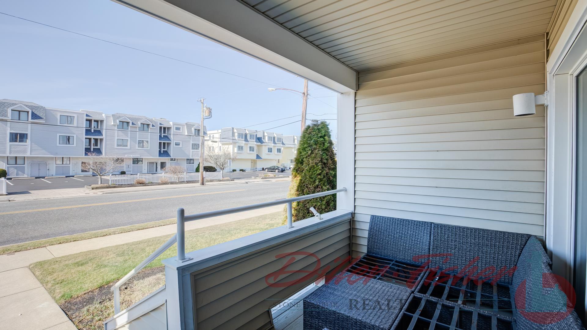 1719 Ocean Drive, Avalon (Mid-Island)