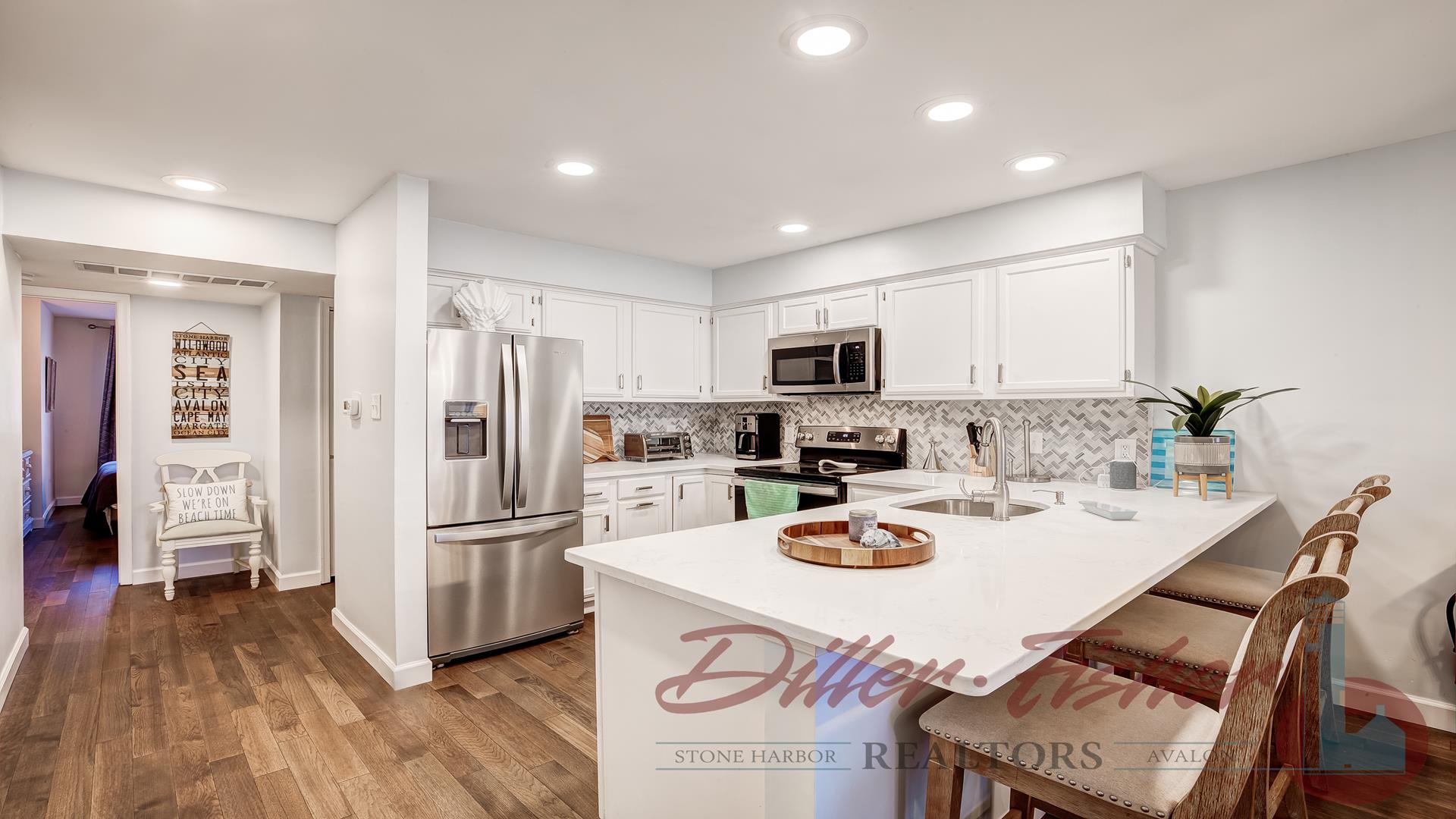 1719 Ocean Drive, Avalon (Mid-Island)