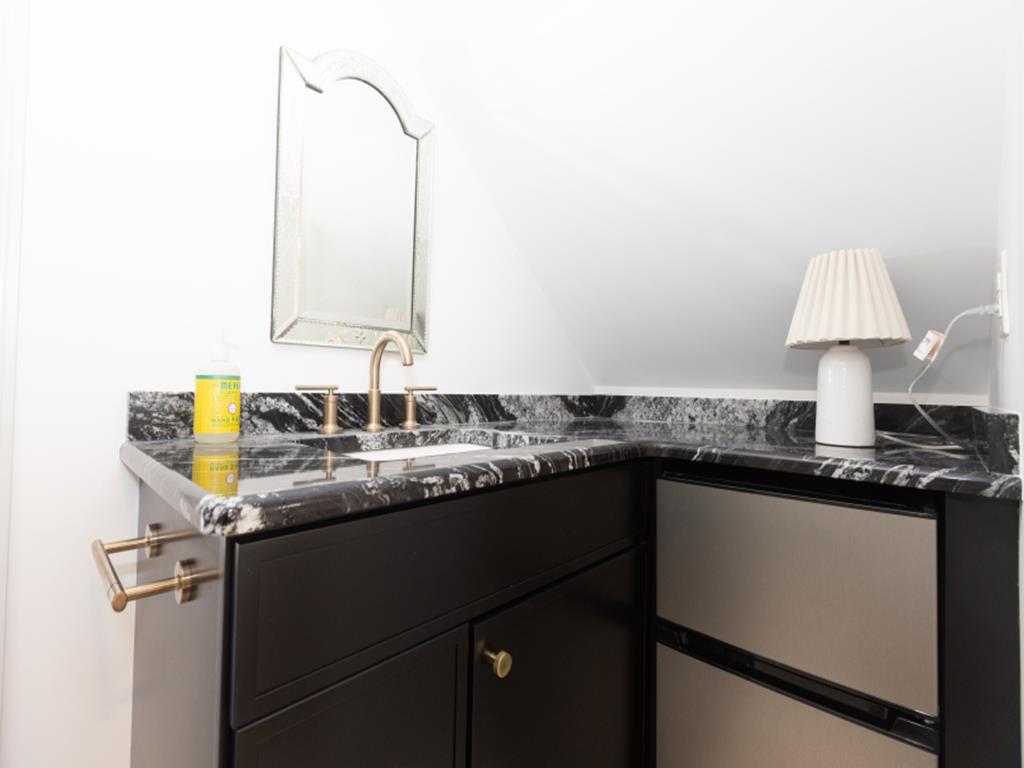 132 Yorke Ave. | Photo 34