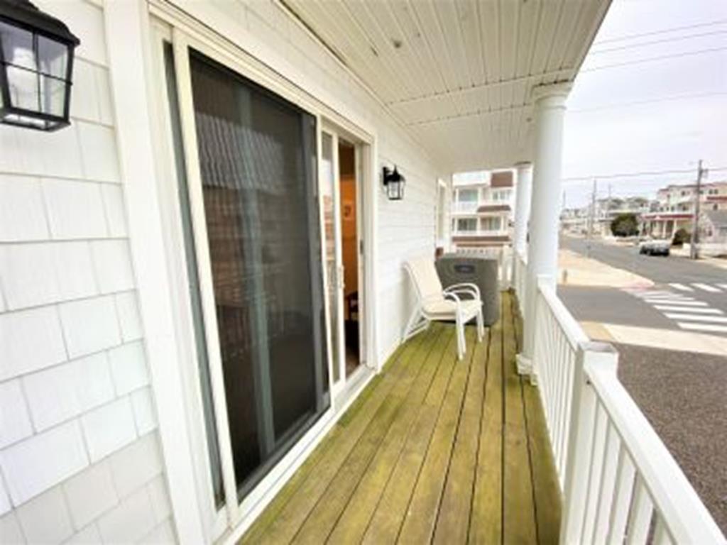 18 52nd North Unit - Picture 