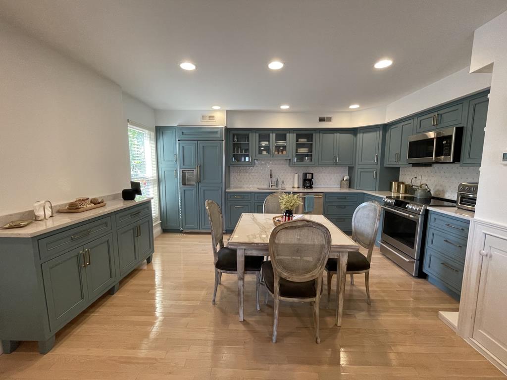 The Waterfront Townhouse in Marina District! | Photo 13