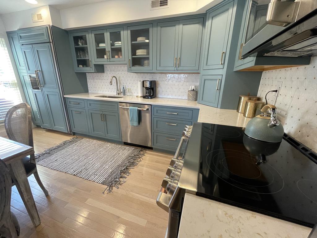 The Waterfront Townhouse in Marina District! | Photo 16