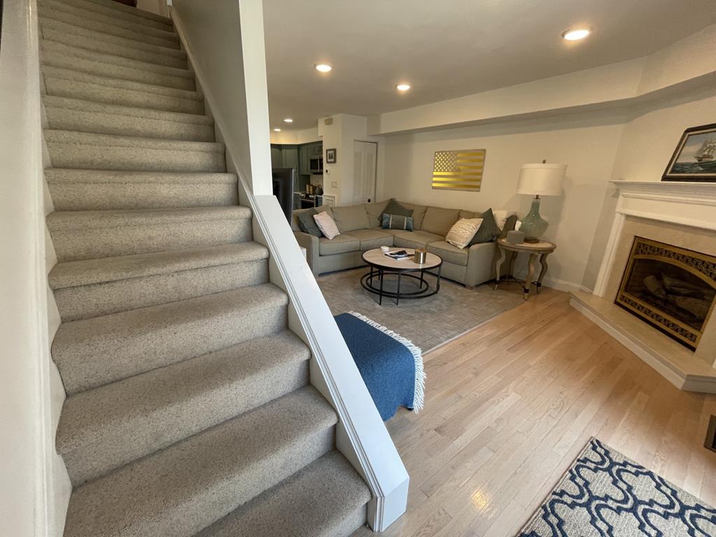 The Waterfront Townhouse in Marina District! | Photo 18