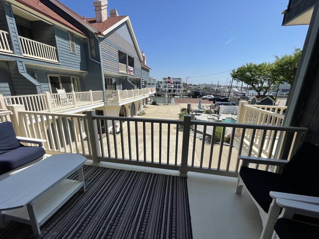 The Waterfront Townhouse in Marina District! | Photo 19