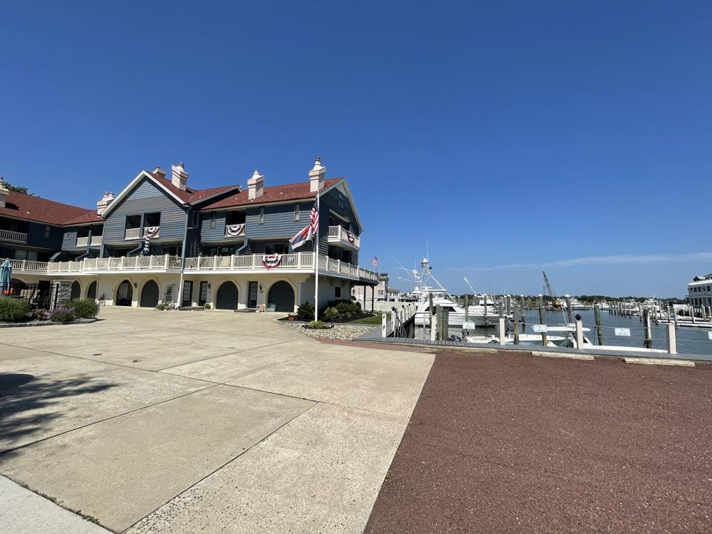 The Waterfront Townhouse in Marina District! | Photo 29