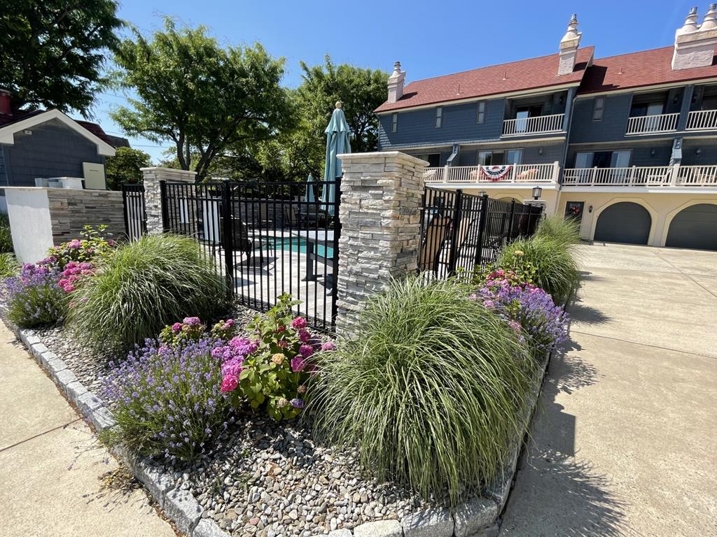 The Waterfront Townhouse in Marina District! | Photo 5