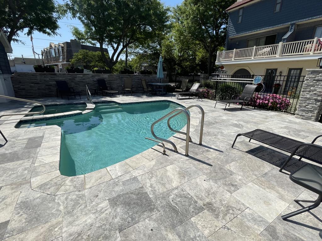 The Waterfront Townhouse in Marina District! | Photo 7