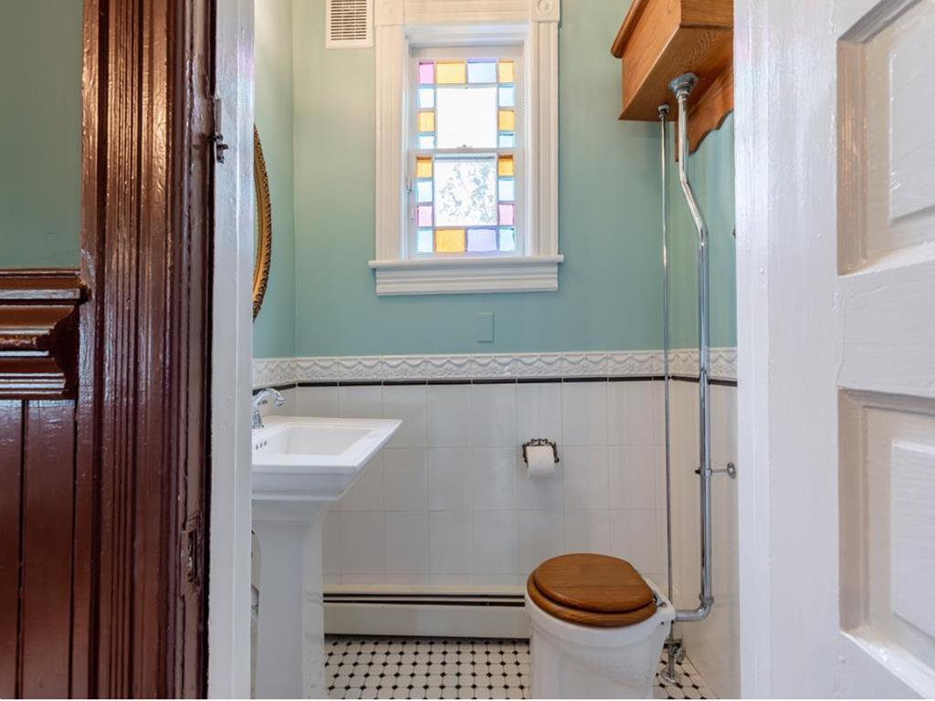 Judson Bennett House | Photo 14