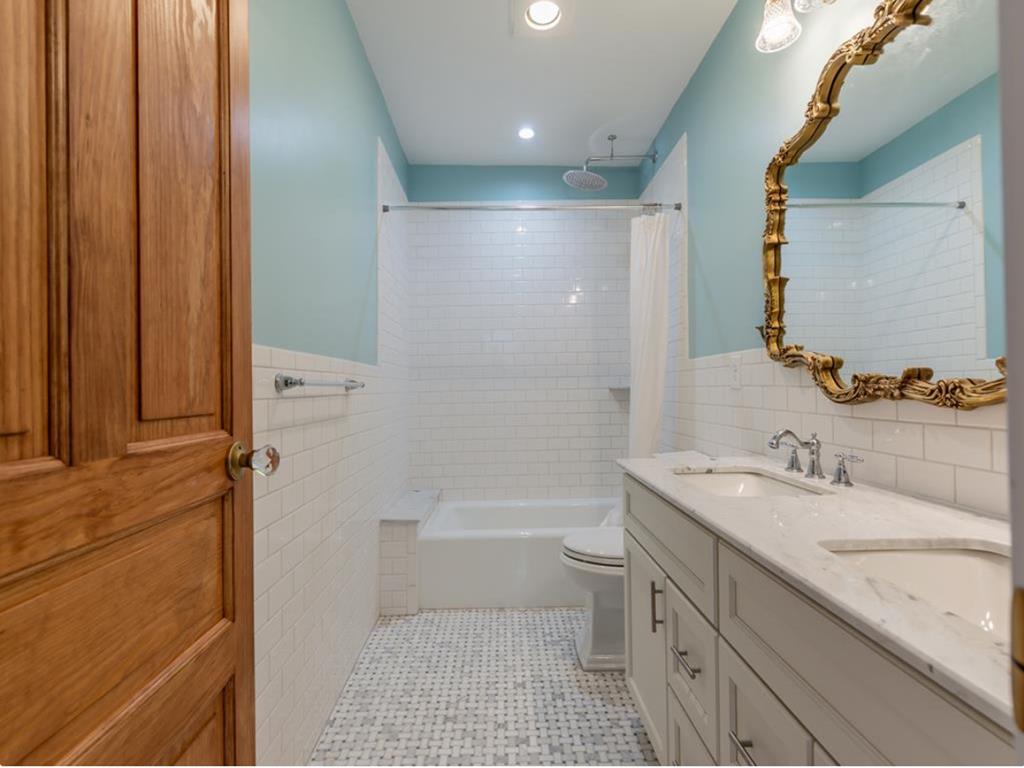 Judson Bennett House | Photo 22