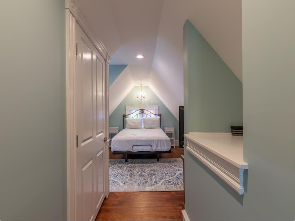 Judson Bennett House | Photo 30