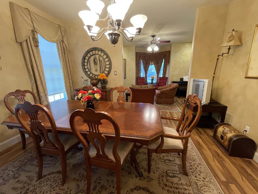 733 Sunset Blvd | Photo 18