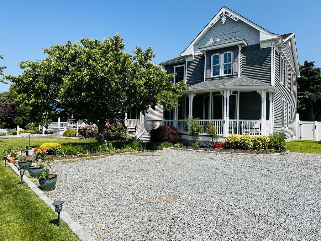 733 Sunset Blvd | Photo 4