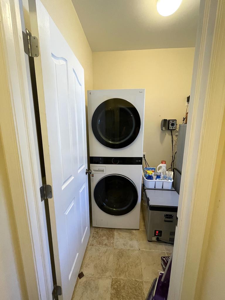 733 Sunset Blvd | Photo 25