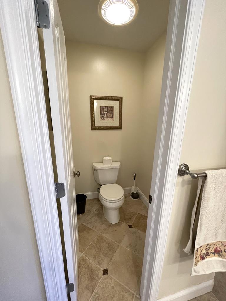 733 Sunset Blvd | Photo 31