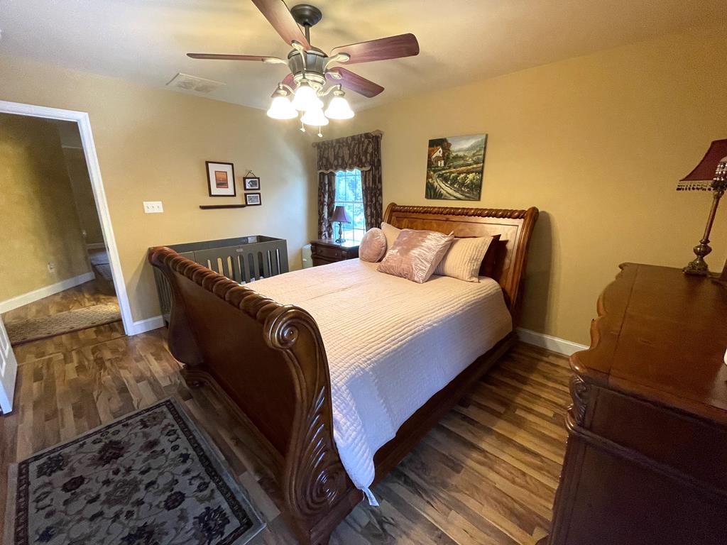 733 Sunset Blvd | Photo 32