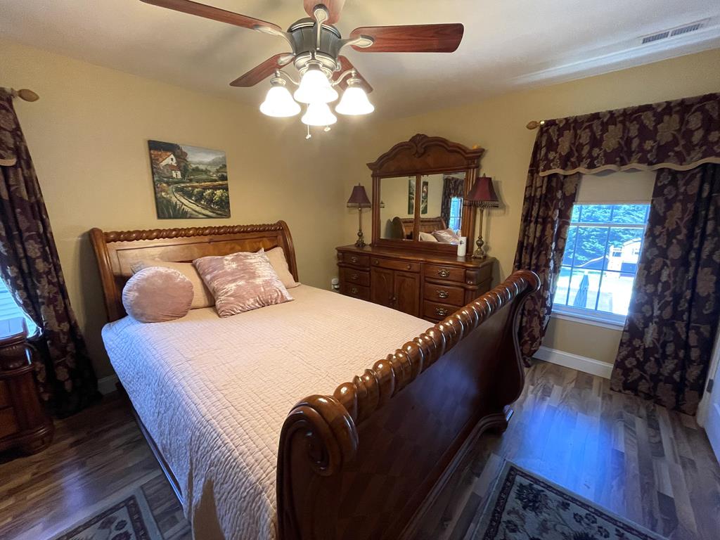 733 Sunset Blvd | Photo 33