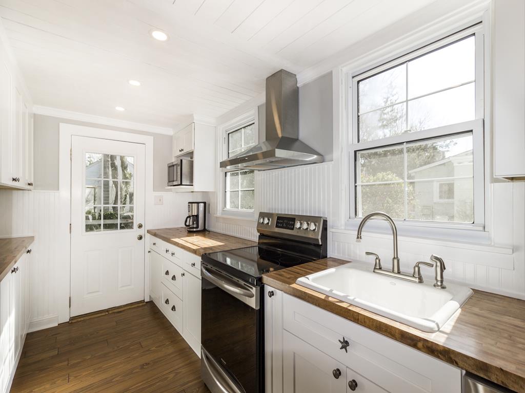 Seadog Cottage | Photo 7