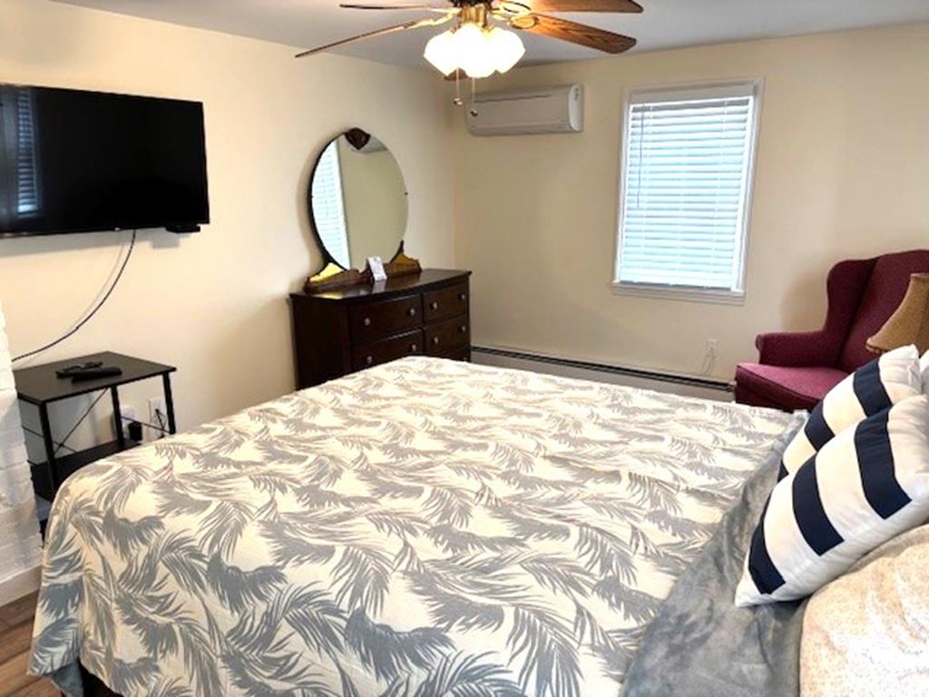 2302 Central Avenue, Ship Bottom (Bay Side)