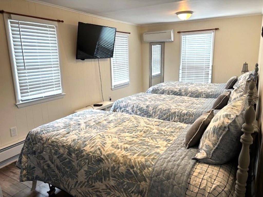 2302 Central Avenue, Ship Bottom (Bay Side)