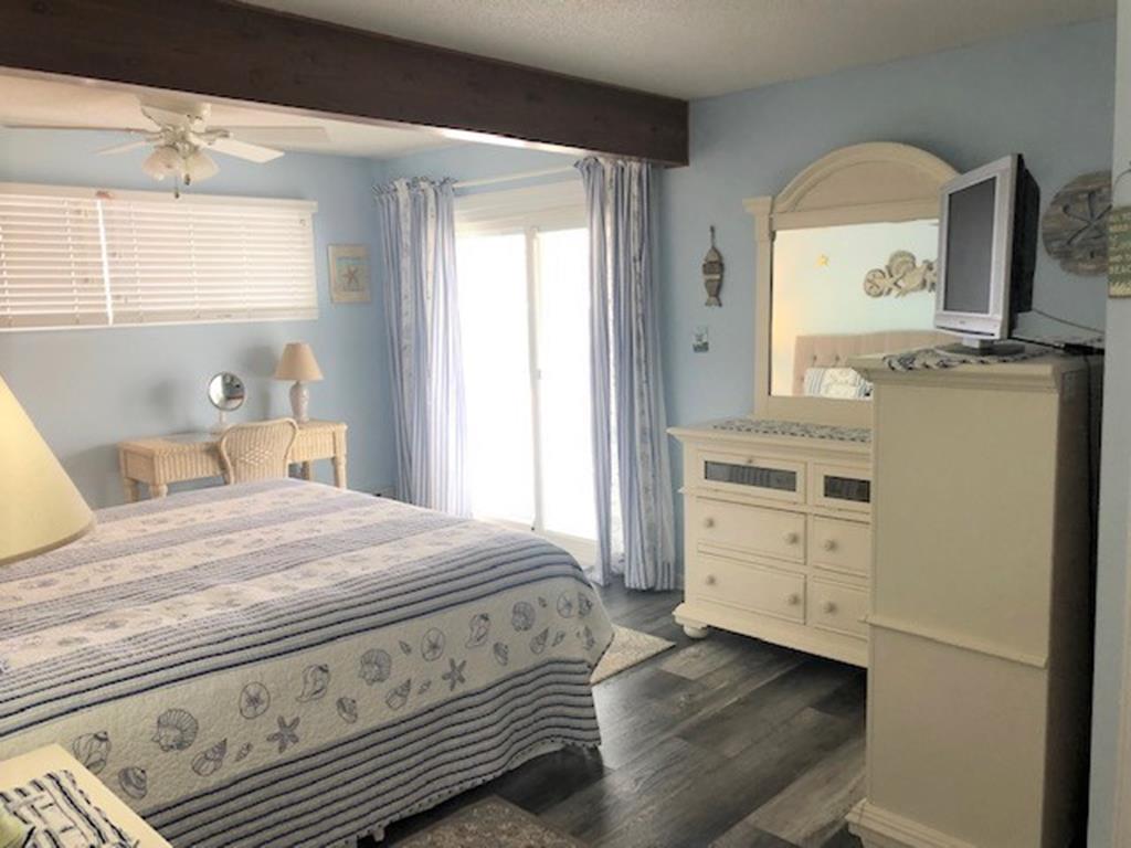 608 South Atlantic Avenue, Beach Haven (Ocean Side)