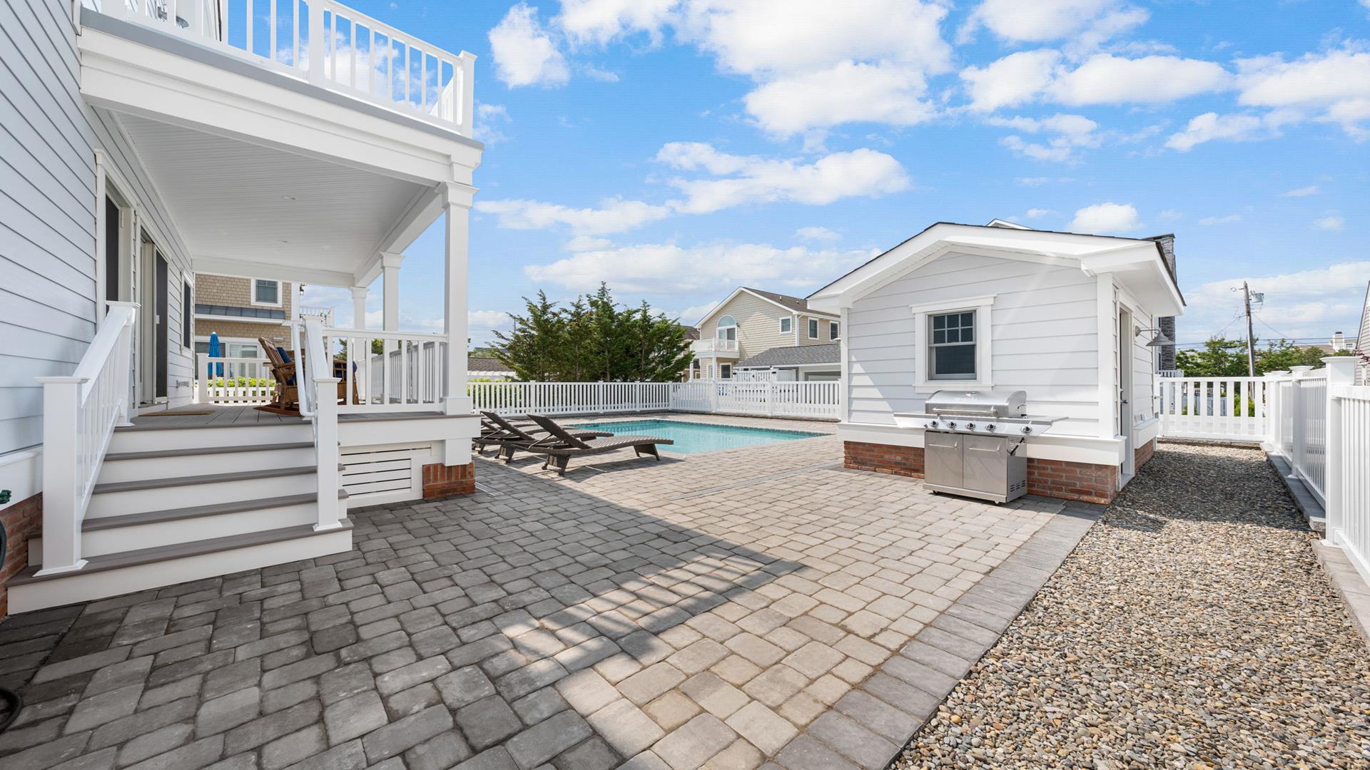 243 87th street, Stone Harbor (Mid-Island)