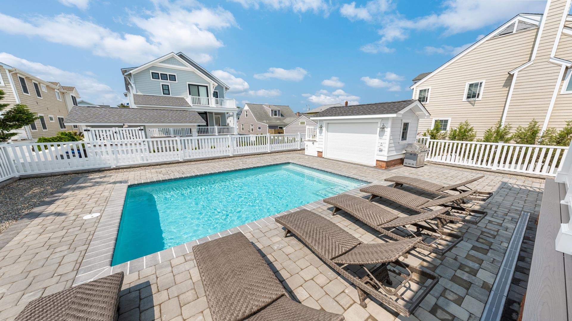 243 87th street, Stone Harbor (Mid-Island)
