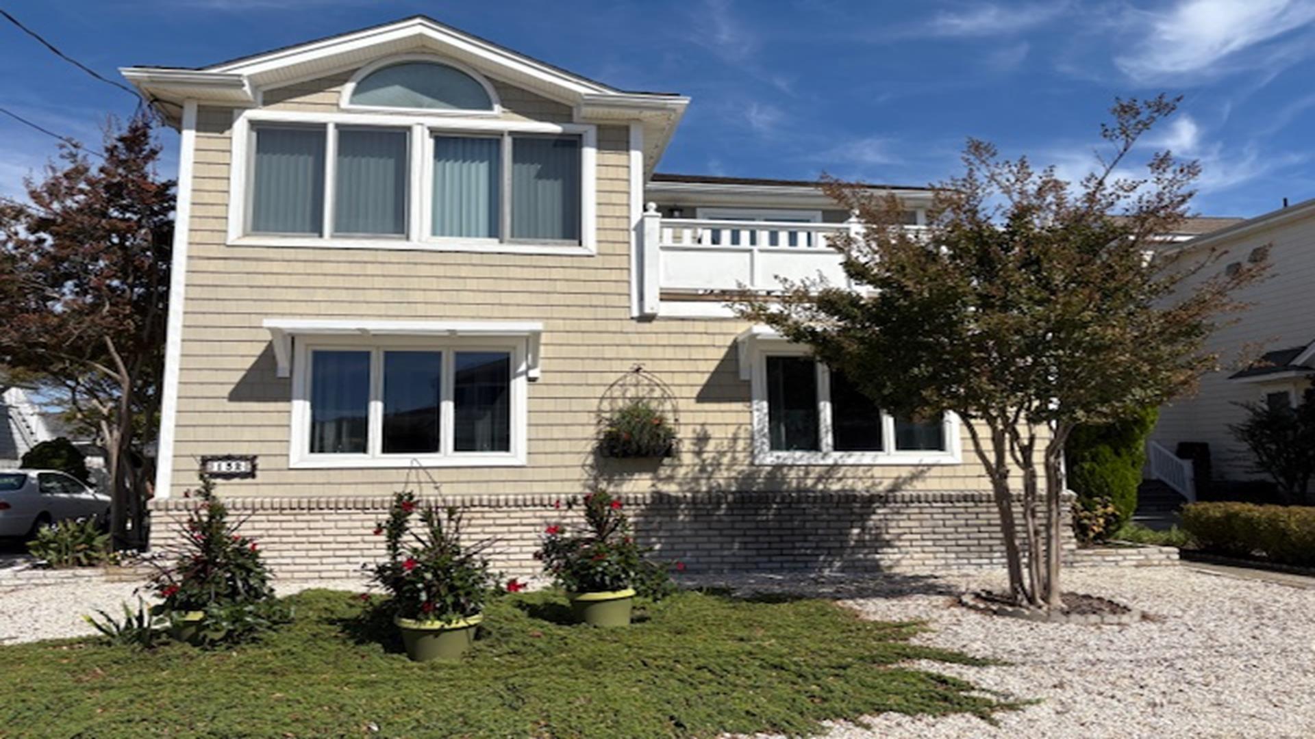 132 107th Street, Stone Harbor (Mid-Island) - Picture 2