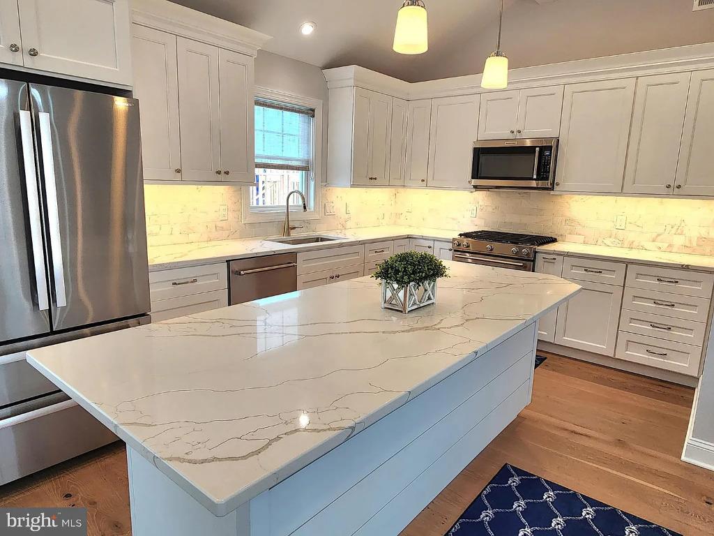 12 E. Delaware Avenue, Beach Haven Terrace (Ocean Side)