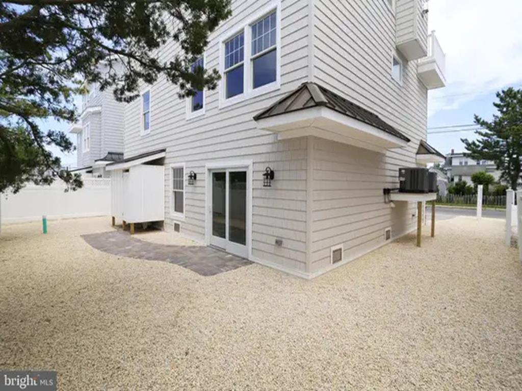 12 E. Delaware Avenue, Beach Haven Terrace (Ocean Side)