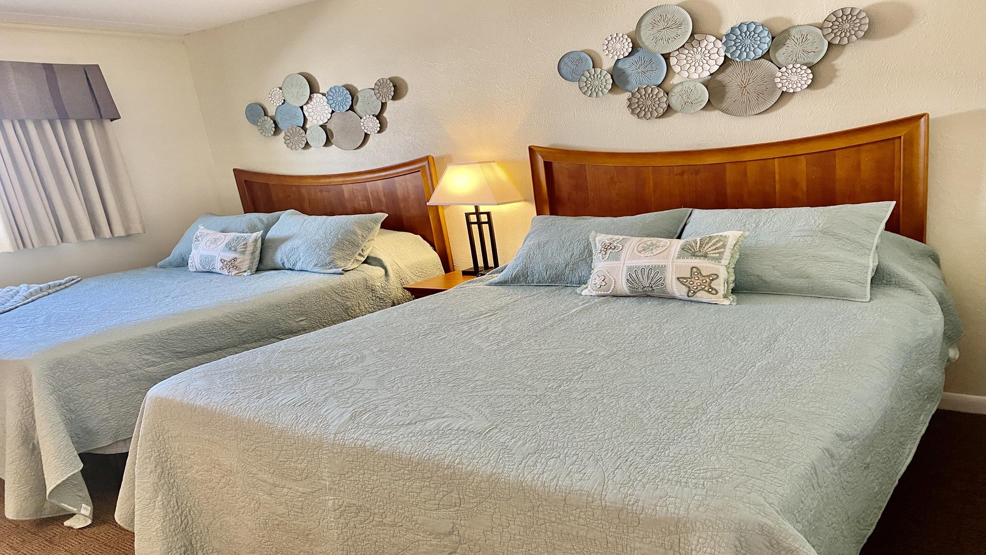 7888 Dune Drive, Avalon (1 Block to Beach)