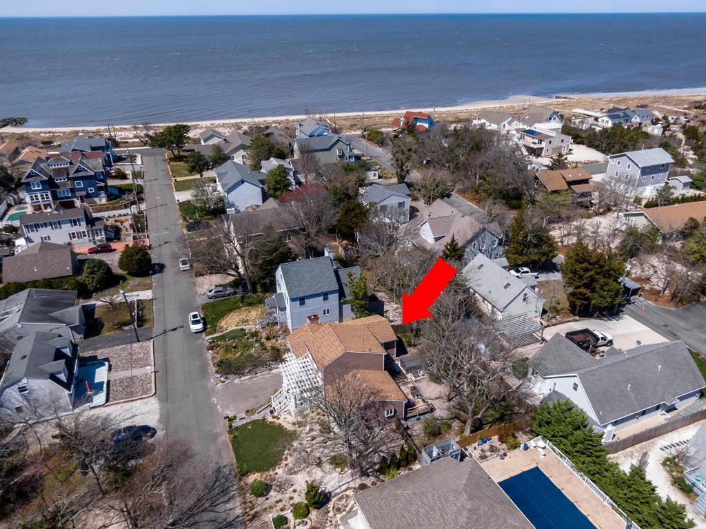 Pet Friendly Home - Fernwood Rd | Photo 4