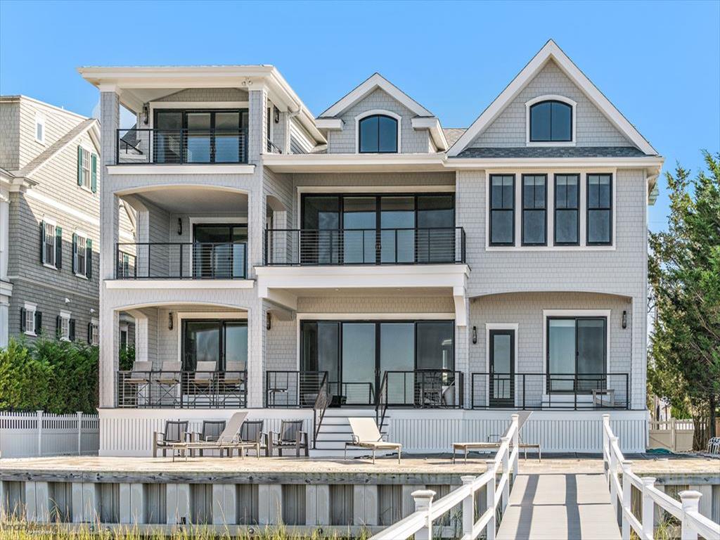 6710 Ocean Drive - Avalon