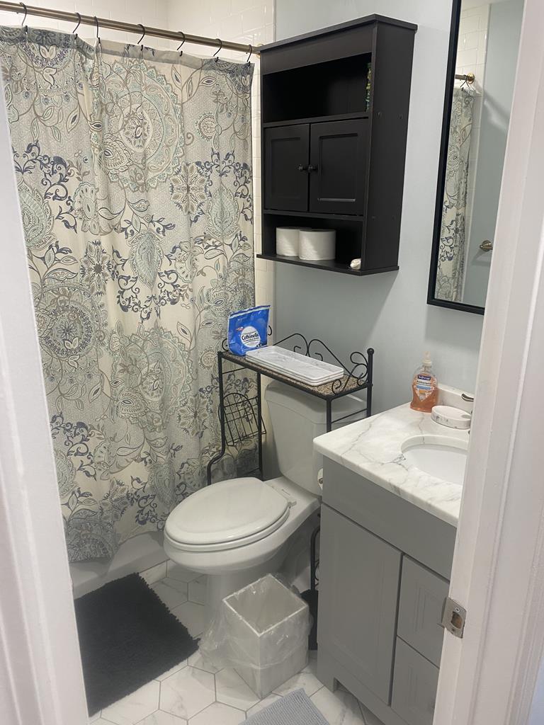 5800 Landis Avenue - Picture 