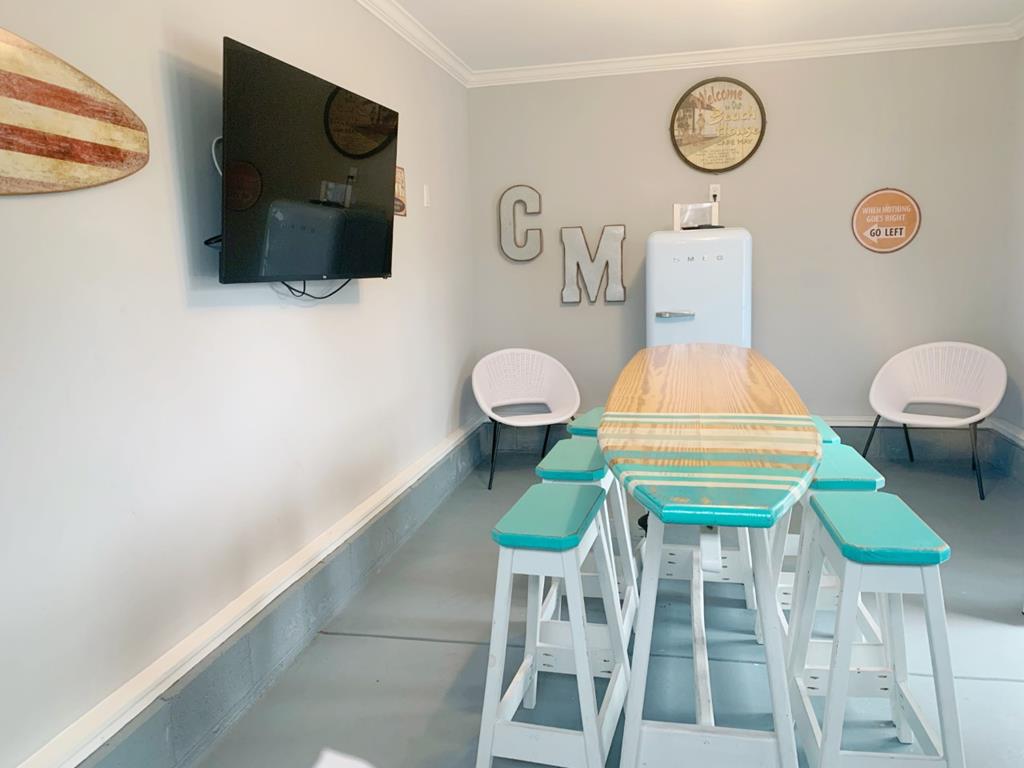 Pool - Center of Town - sleeps 16 ppl | Photo 29