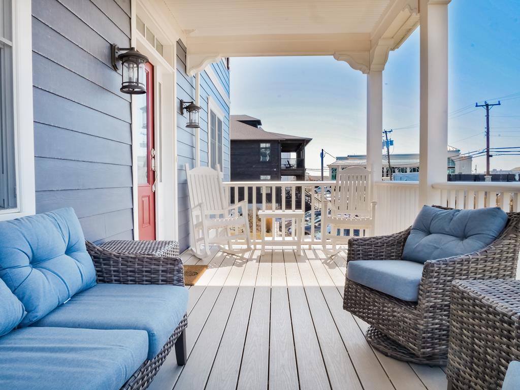 Pool - Center of Town - sleeps 16 ppl | Photo 6