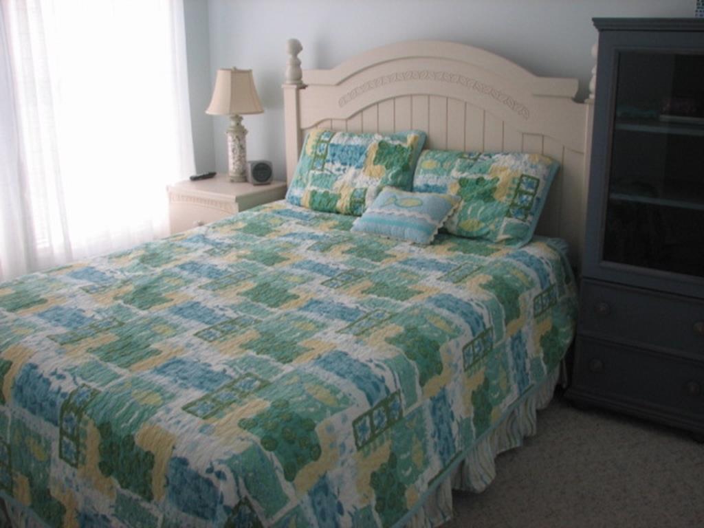 https://realtimerental.com/rrv10/RentalPhotos/1147/1147371.4.jpg