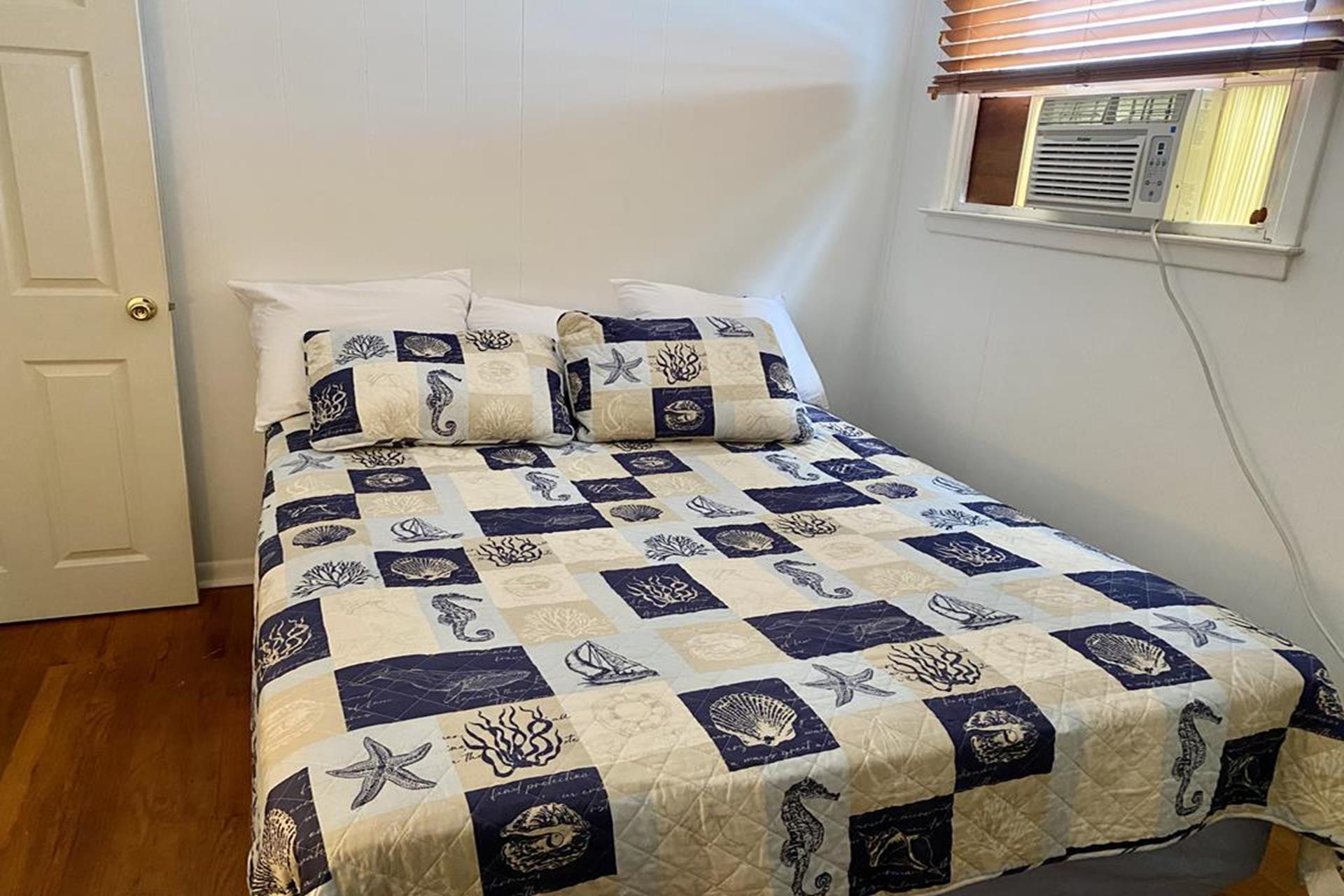 225 48th Street NFR 2025 Being torn down - Picture 13