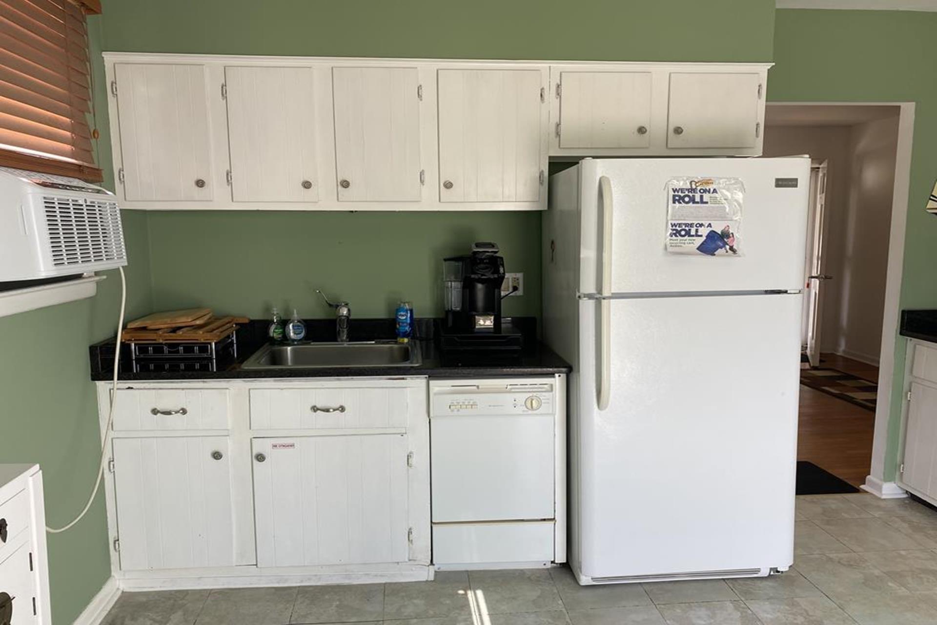 225 48th Street NFR 2025 Being torn down - Picture 9