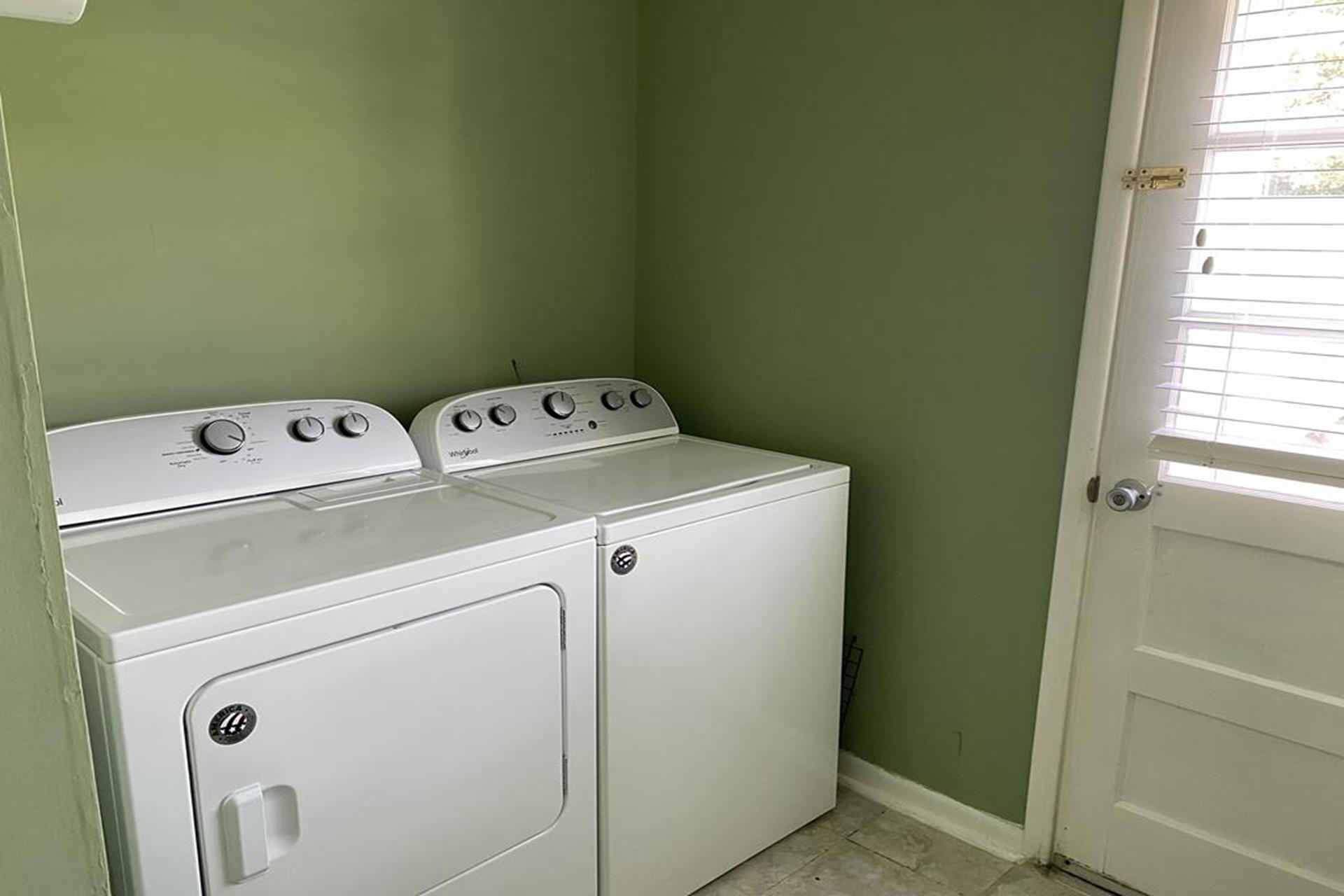 225 48th Street NFR 2025 Being torn down - Picture 10