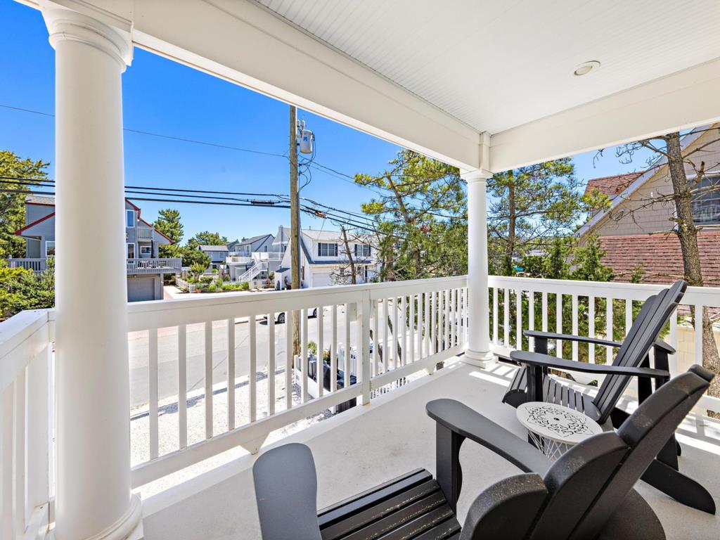 22 E Virginia Avenue, Haven Beach (Ocean Side)