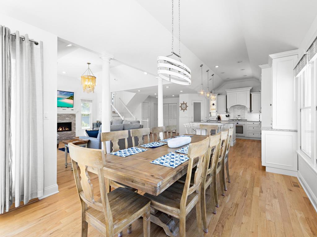 22 E Virginia Avenue, Haven Beach (Ocean Side)