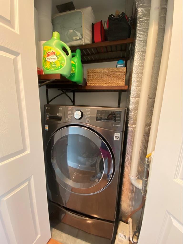 Newly updated 2 Bedroom Condo - 3 Blocks to Beach | Photo 16