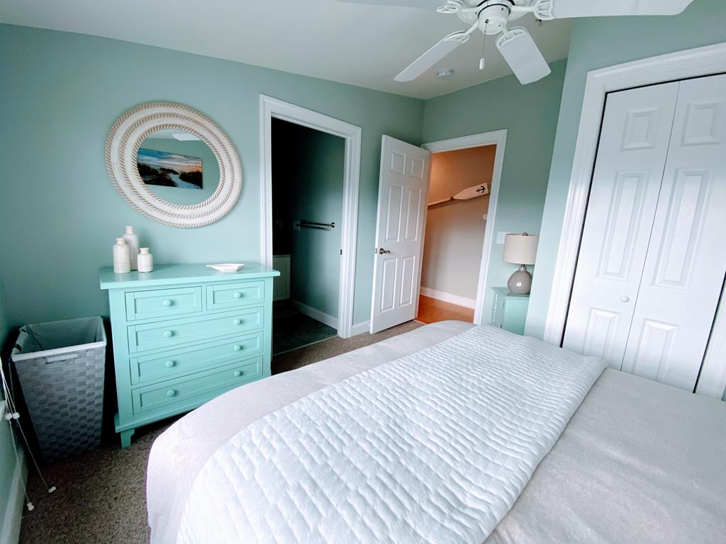 Newly updated 2 Bedroom Condo - 3 Blocks to Beach | Photo 20