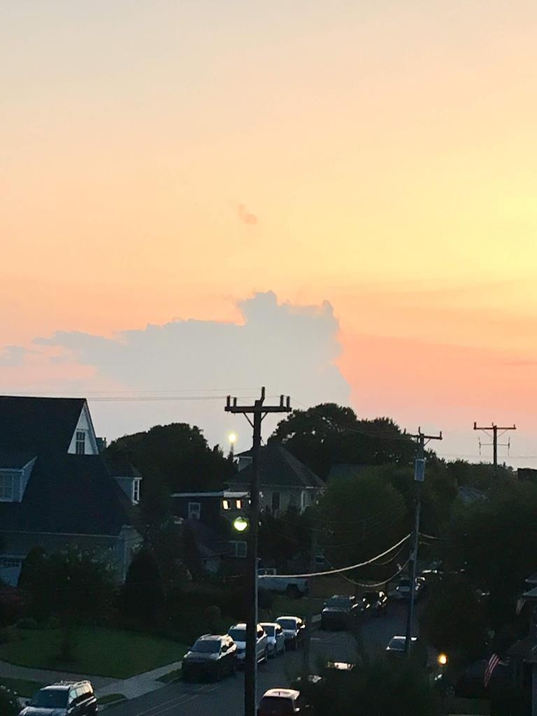 Newly updated 2 Bedroom Condo - 3 Blocks to Beach | Photo 32