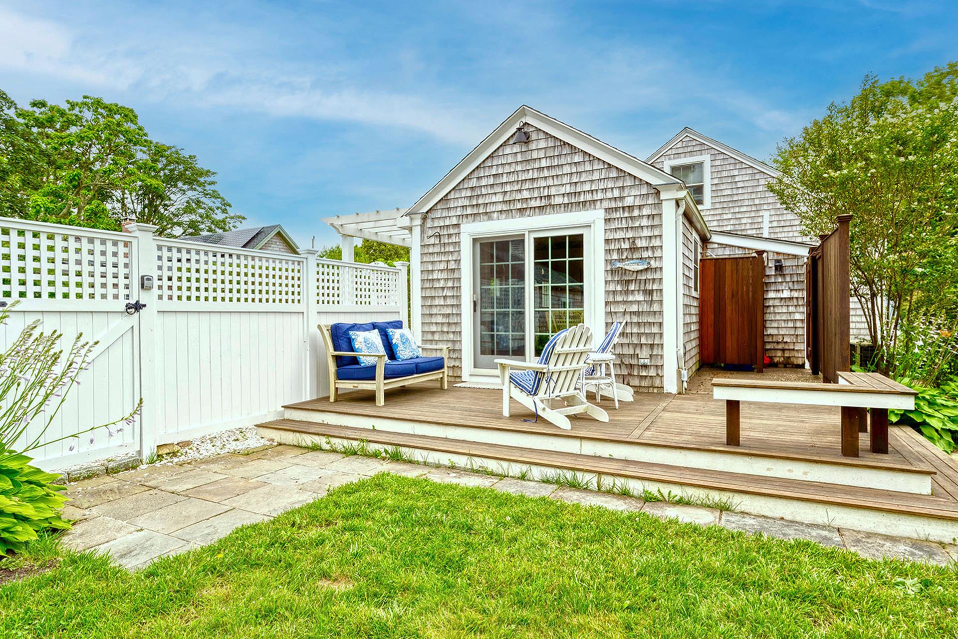 21 Curtis Lane Main House Edgartown Vacation Properties