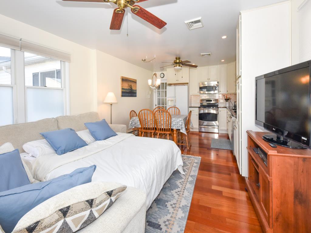 RELAX, REFLECT and RECHARGE at 1241 Penn Ave. | Photo 19