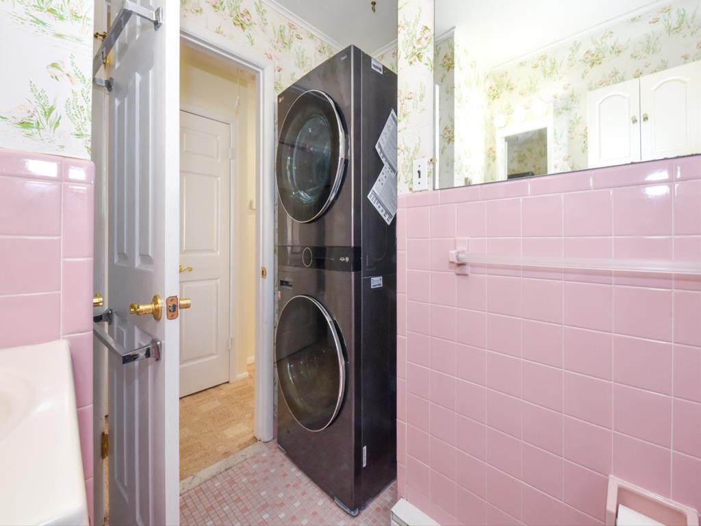 RELAX, REFLECT and RECHARGE at 1241 Penn Ave. | Photo 29