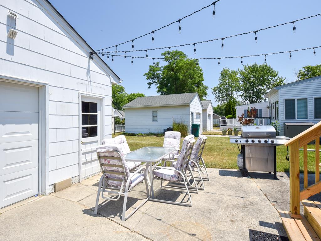 RELAX, REFLECT and RECHARGE at 1241 Penn Ave. | Photo 35