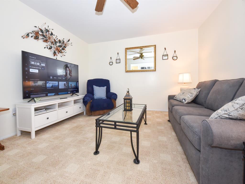 RELAX, REFLECT and RECHARGE at 1241 Penn Ave. | Photo 8